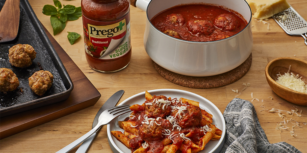 meatballs and pasta
